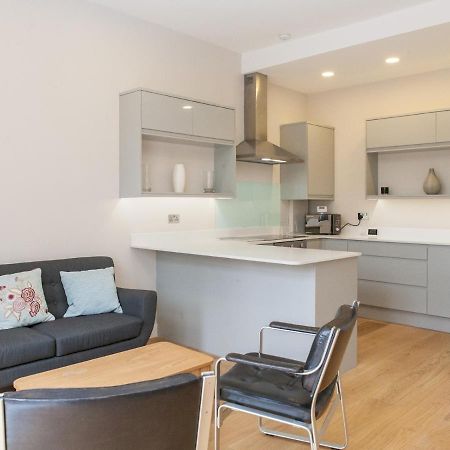 Pass The Keys - Spacious Flat With Private Sun Terrace In South East ลอนดอน ภายนอก รูปภาพ