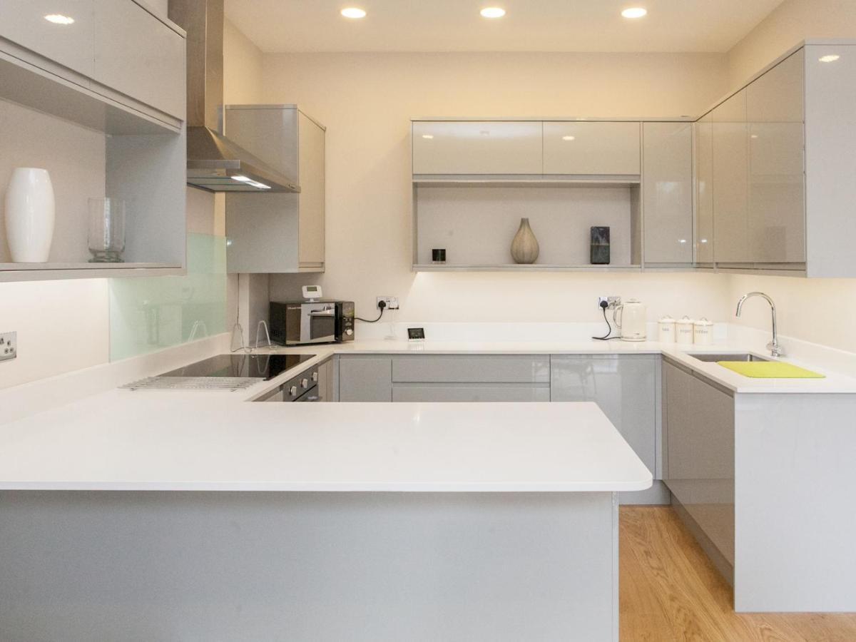 Pass The Keys - Spacious Flat With Private Sun Terrace In South East ลอนดอน ภายนอก รูปภาพ